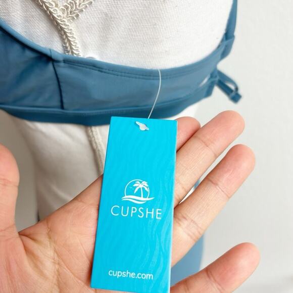 CUPSHE WOMEN TWO PIECE BLUE SWIMSUIT BRAND NEW WITH TAGS SIZE MEDIUM BRAND NEW - Picture 4 of 5